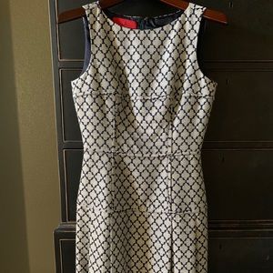 Carolina Herra Silver and Black Sleeveless A-line